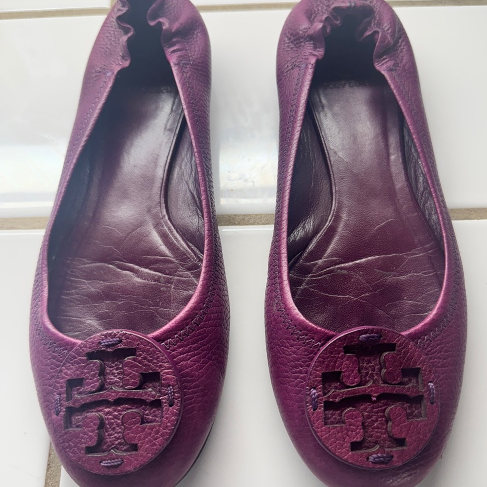 Tory Burch Women's Plum Flats